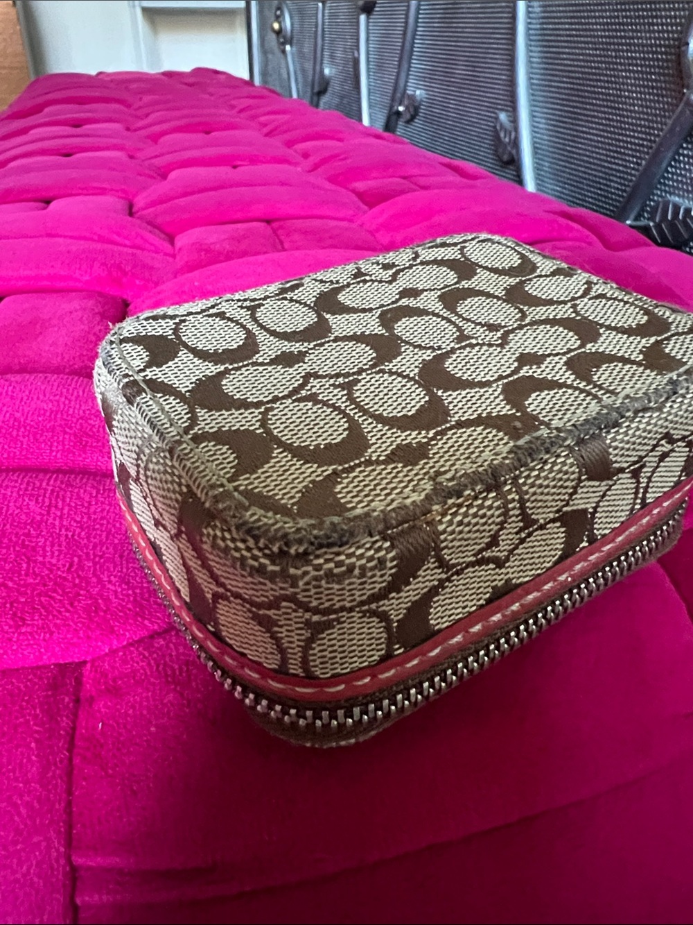 Coach Vintage Pill Case - Picture 10 of 12